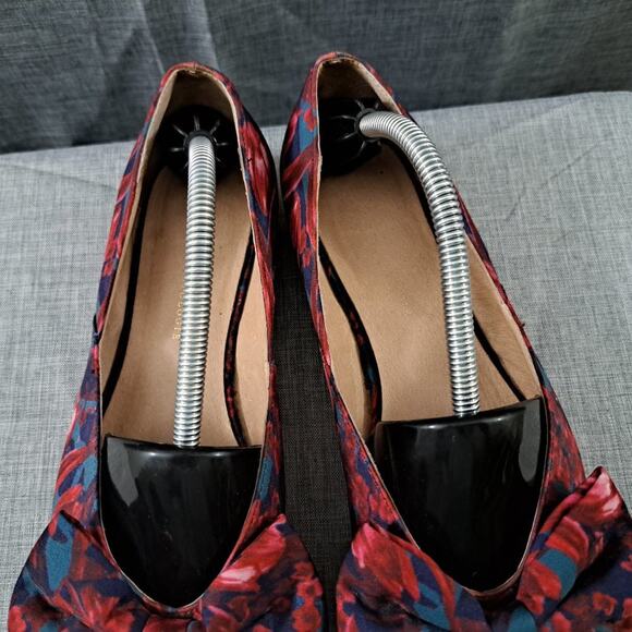 Anthropologie Floral Flats Red Size 7W Women - Picture 7 of 11